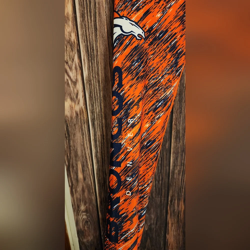Denver Bronco Leggings - Picture 2 of 4